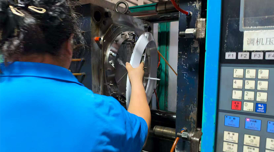 攜手共贏：金環(huán)電器打造烘干機工廠的合作典范