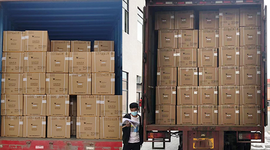 集裝箱裝柜進(jìn)行時！金環(huán)電器客戶迷你洗衣機(jī)順利發(fā)貨！