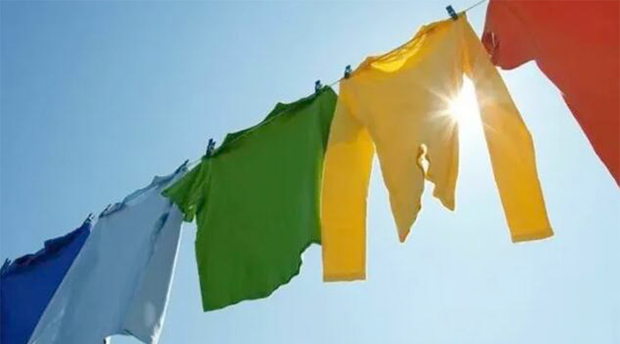 家用衣服烘干機(jī)與太陽晾曬干衣相比，哪種更節(jié)省能源？