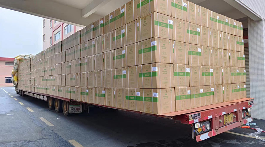 場(chǎng)面壯觀！國(guó)內(nèi)某知名品牌客戶2000臺(tái)波輪洗衣機(jī)高效裝柜完畢