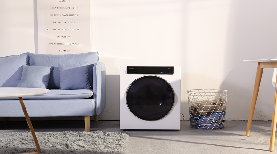 羽絨服，到底該不該用滾筒干衣機(jī)進(jìn)行烘干？