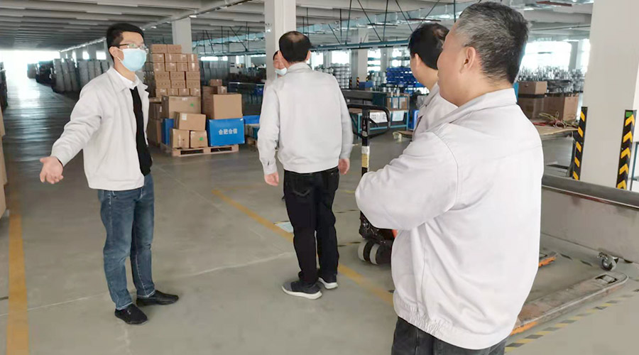 查隱患 防事故！金環(huán)電器領(lǐng)導(dǎo)開(kāi)展節(jié)前安全檢查